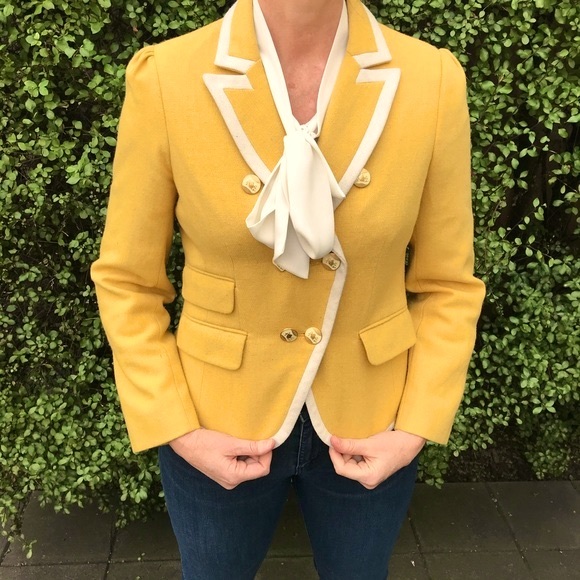 ANN TAYLOR LOFT Sunny Yellow Fitted Jacket - Picture 2 of 12